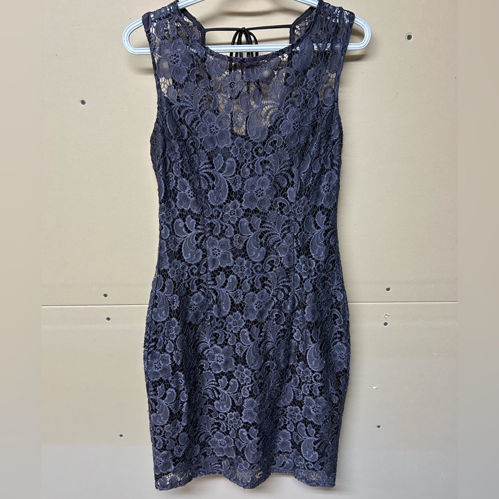 2/$75💥- DRESS | Women’s Le Chateau dress size medium